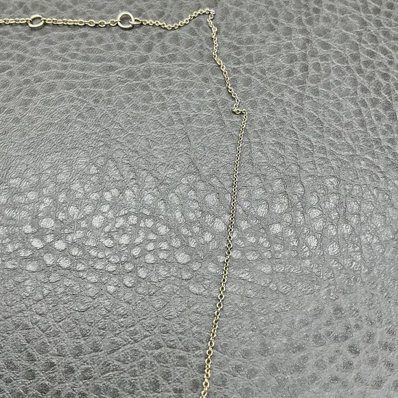 Banana Republic Arrow Necklace Gold Tone Dainty Bar Pave Crystal Pendant Womens - Picture 5 of 8